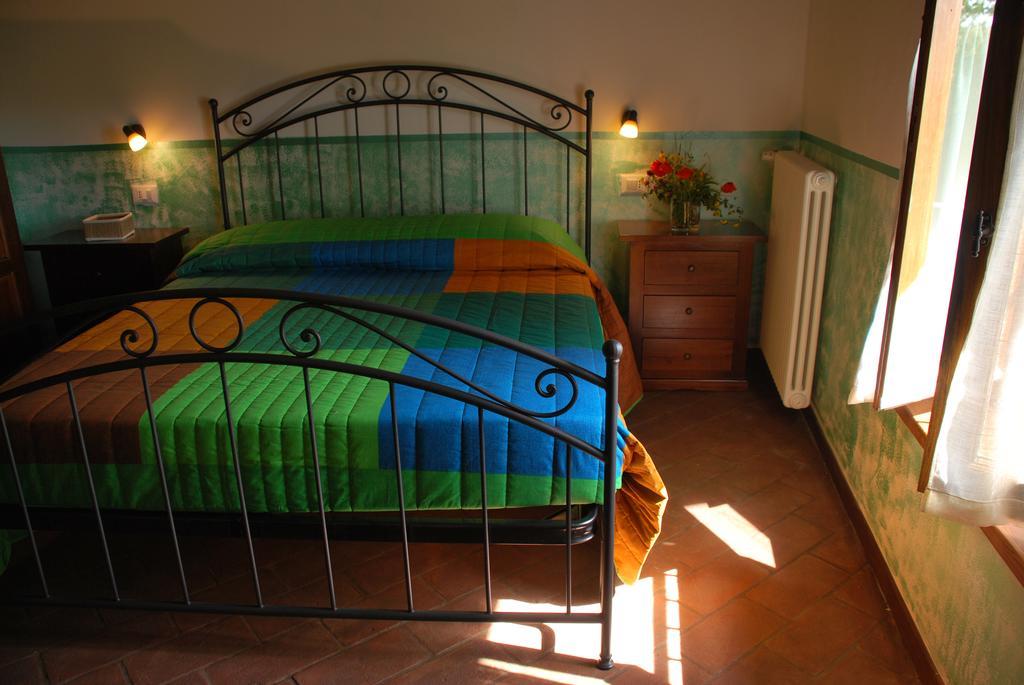 Agriturismo Eutopia Сан-Лео Экстерьер фото