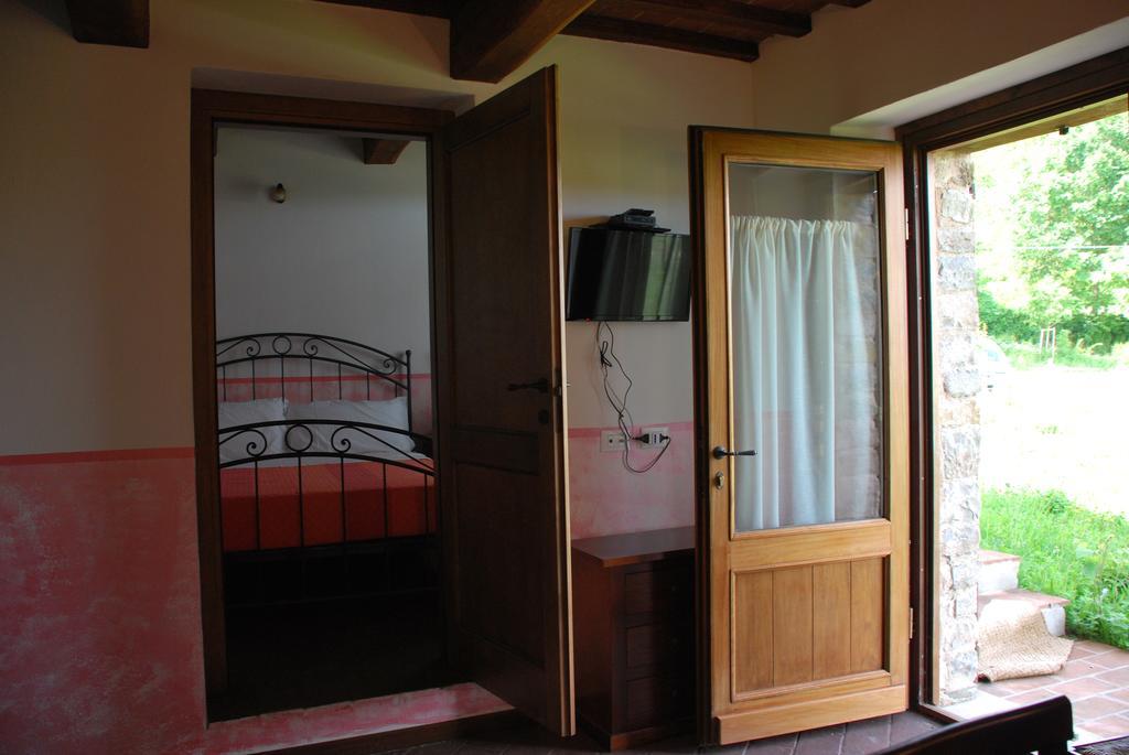 Agriturismo Eutopia Сан-Лео Экстерьер фото